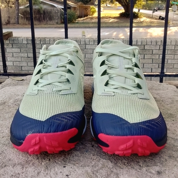 Nike Air Zoom Terra Kiger 8 Trail Running Shoes Olive Aura